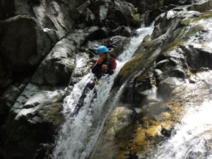 moniteur perfectionner canyoning Pyrénées